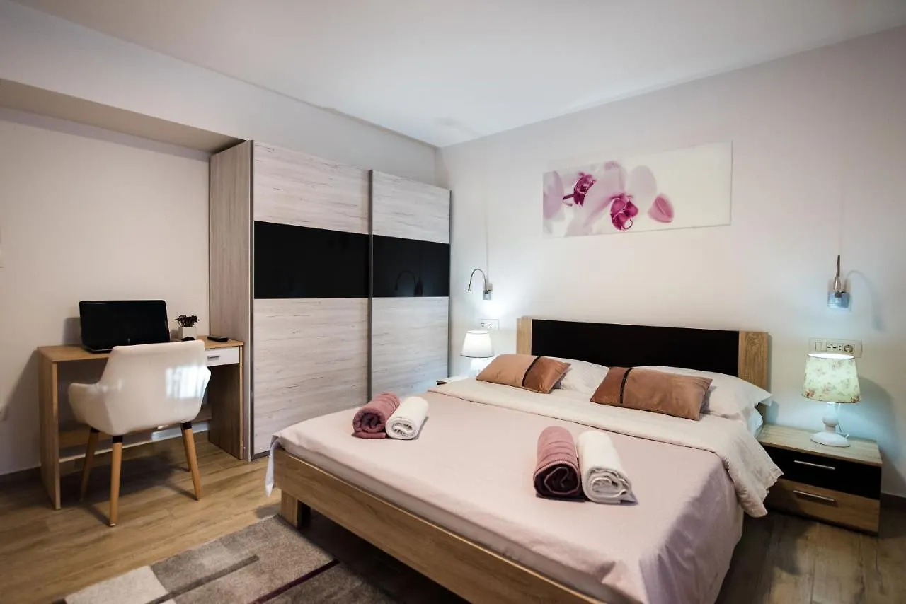 Xcite City Luxury Apartment Split
